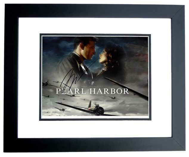 Ben Affleck Signed - Autographed Pearl Harbor 8x10 inch Photo Poster painting - FRAMED