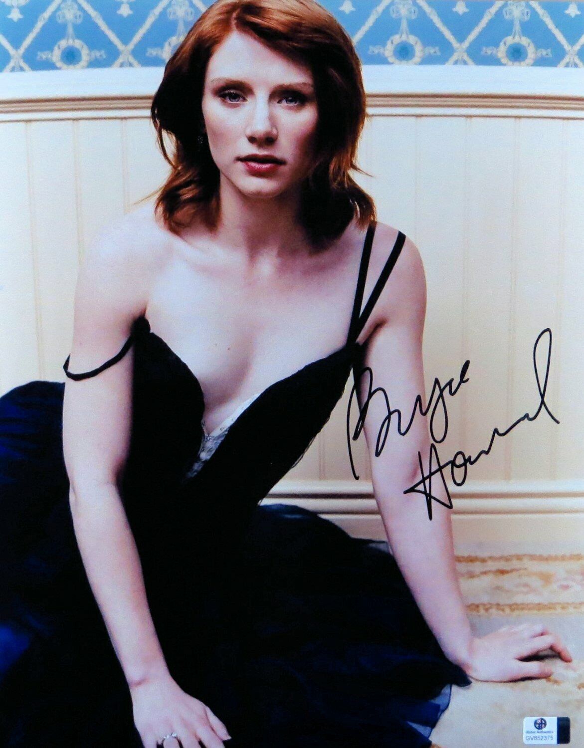 Bryce Howard Signed Autographed 11X14 Photo Poster painting Sexy Gorgeous Black Dress GV852375