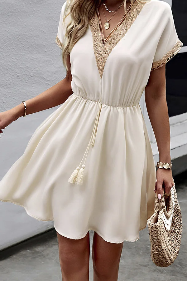 Fashion Lace Patchwork Solid V Neck Casual Dress