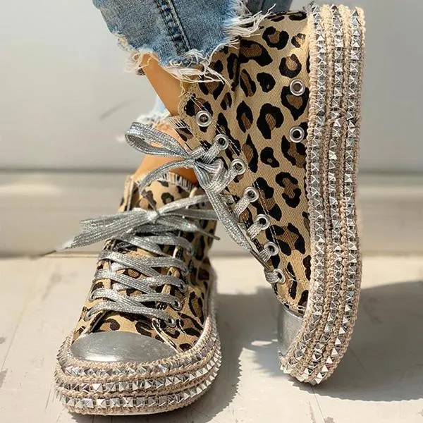 TAVIMART  -  Retro Butterfly Embroidery Wedges Ankle Boots Women Fashion Rivet Sewing Lace Up Mid Calf Boots Luxury Cozy Brand Designer Boots main image 1