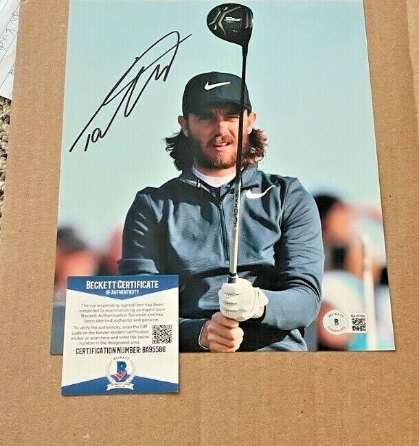 TOMMY FLEETWOOD SIGNED 8X10 PGA GOLF Photo Poster painting BECKETT CERTIFIED #3