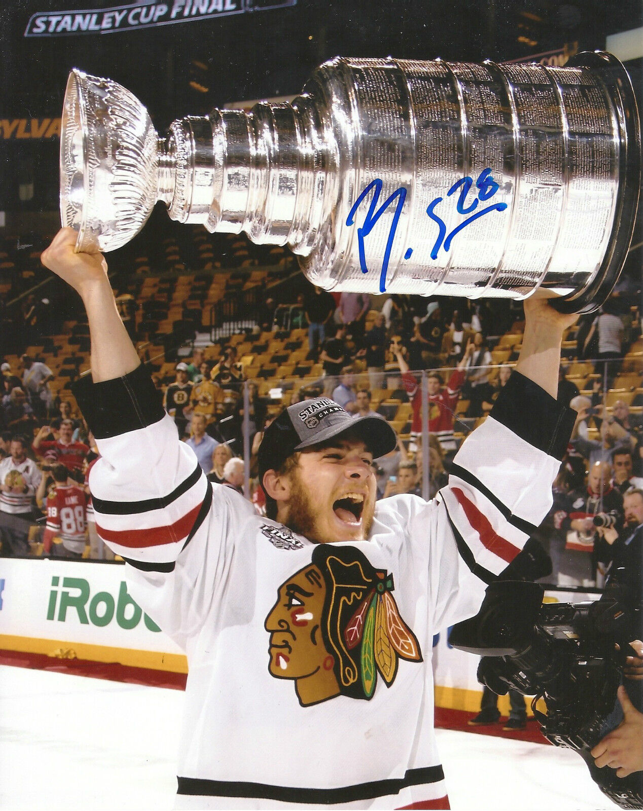 BEN SMITH 'CHICAGO BLACKHAWKS' SIGNED 2013 STANLEY CUP 8X10 PICTURE *COA 3