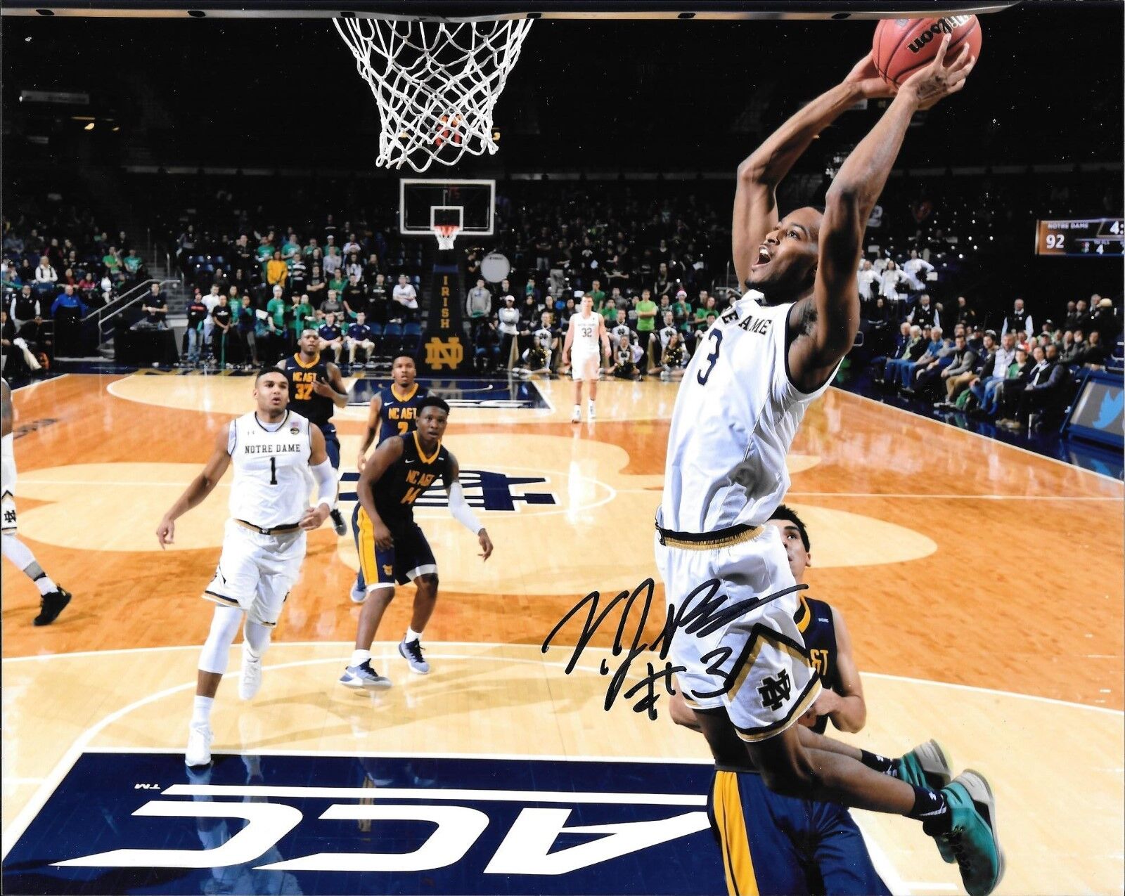 V.J. VJ BEACHEM HAND SIGNED NOTRE DAME FIGHTING IRISH 8X10 Photo Poster painting W/COA