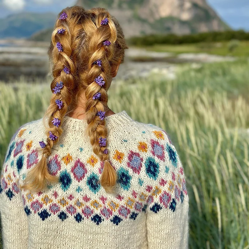 Geometric Diamond Contrast Print Crew Neck Long Sleeved Sweater