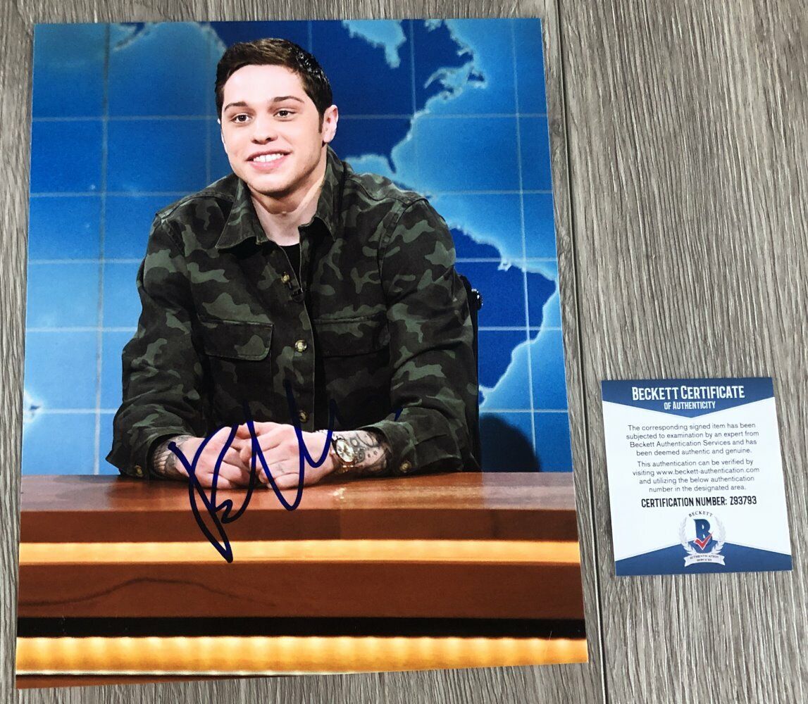 PETE DAVIDSON SIGNED SATURDAY NIGHT LIVE 8x10 Photo Poster painting wEXACT PROOF BECKETT BAS COA