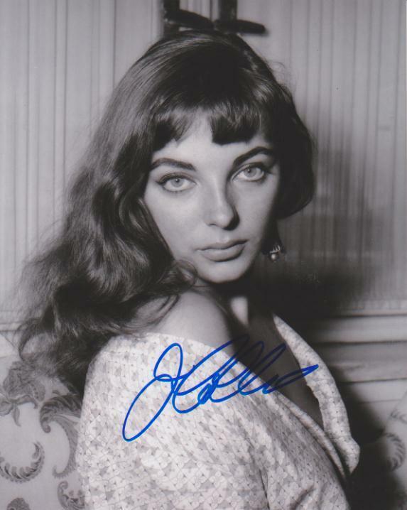 Joan Collins Original Autographed 8X10 Photo Poster painting #9 signed @Hollywood Show - Dynasty