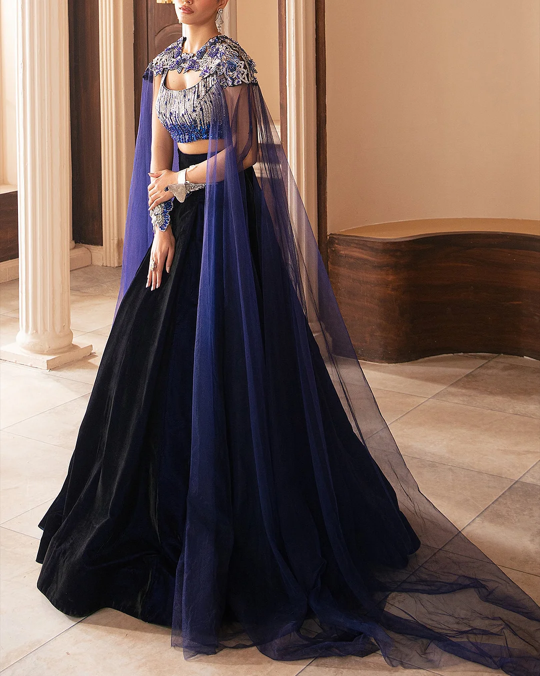 Women' Shawl Mesh Embroidery Dress