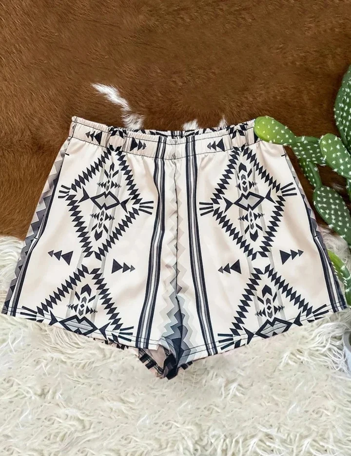 Retro Geometry Short