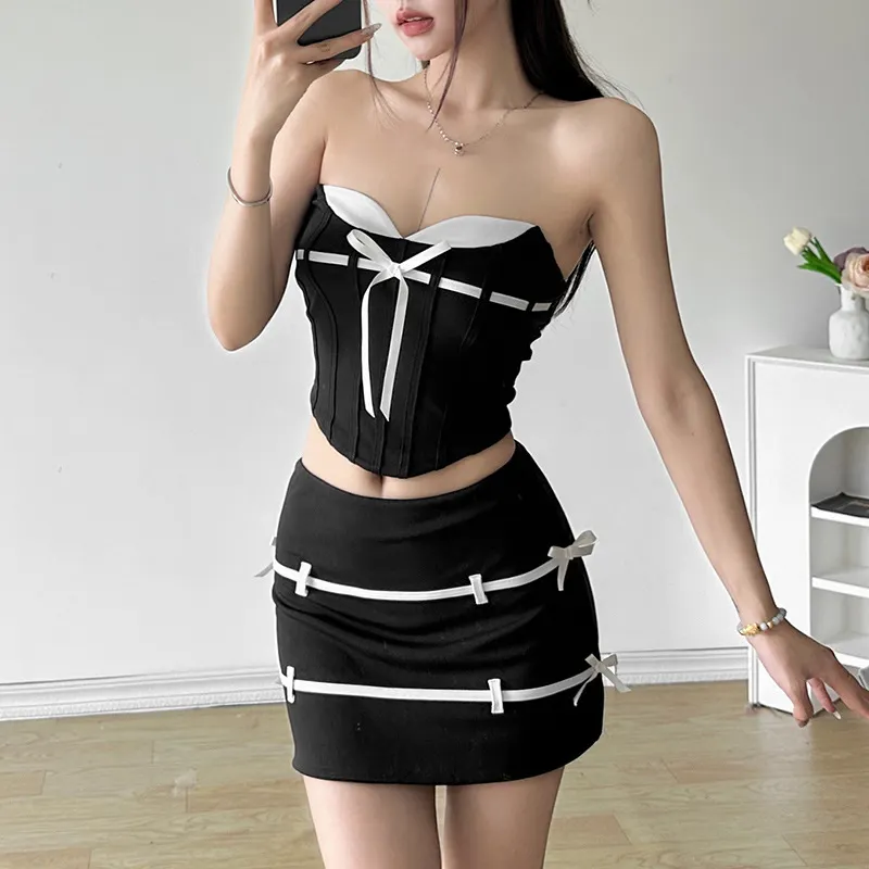 Uveng 2024 Winter New Women's Clothing Ribbon Tied With Fish Bone Bra Vest To Collect Waist And Hip Skirt Suit