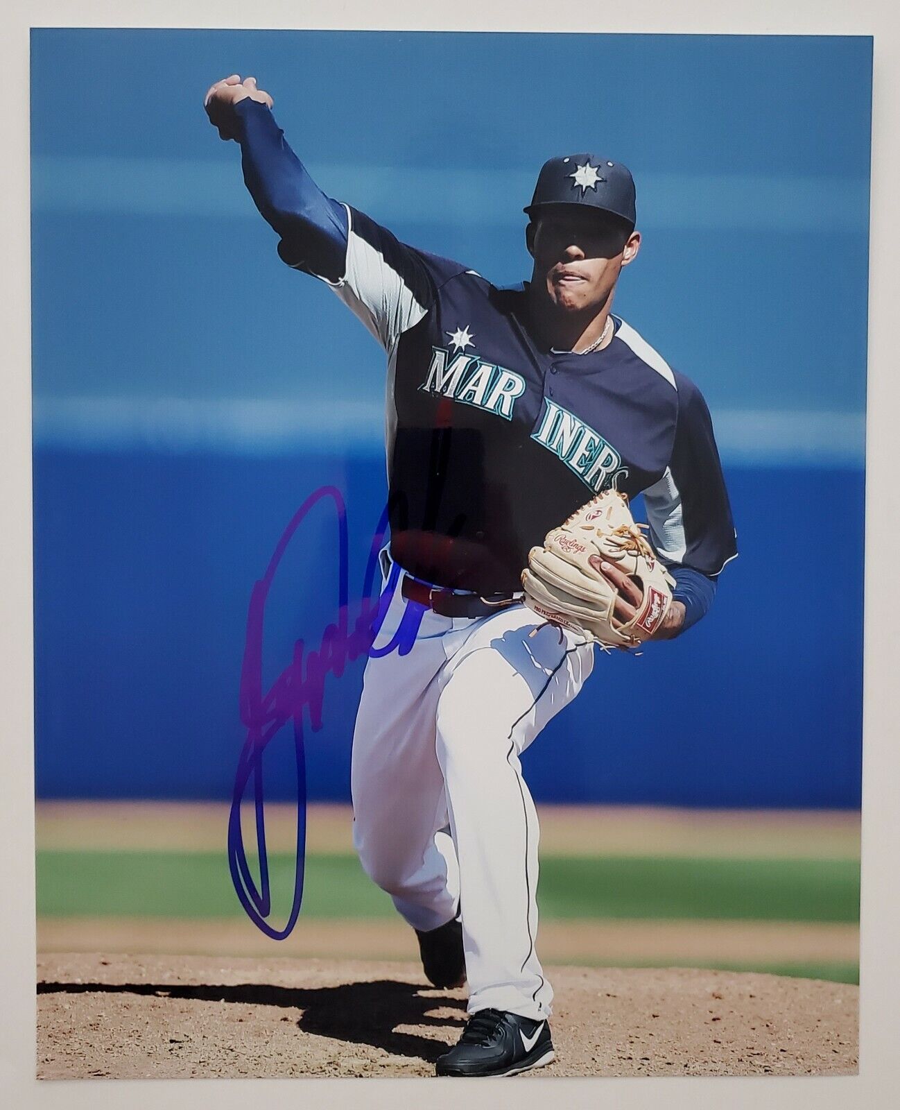 Taijuan Walker Signed 8x10 Photo Poster painting MLB Seattle Mariners Pitcher RAD