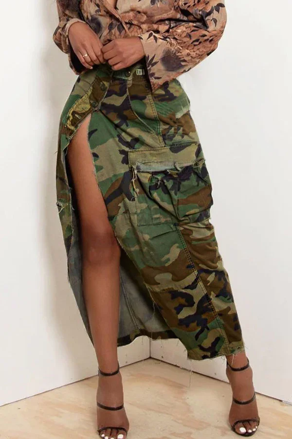 Guchioe Statement Camouflage Print Pocket High Slit Long Skirt