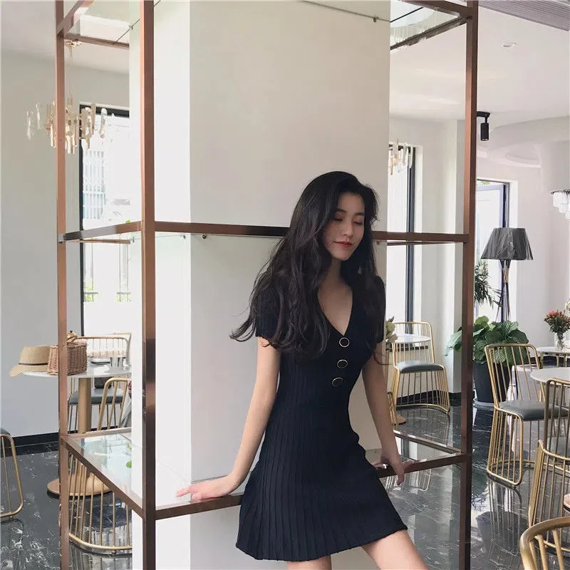 Uveng Uveng New Korean Chic Temperament Slimming V. Recpter Waist A Skirt Pressured Folded Ice Silk Short-Sleeved Dress Woman
