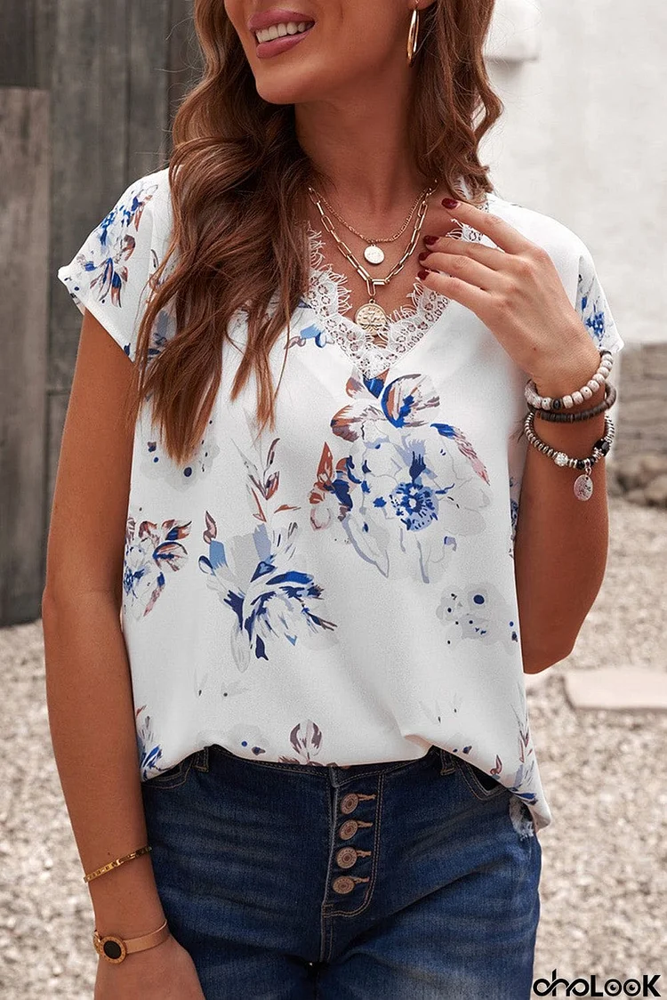 Floral Scalloped V Neck Short Sleeves Top