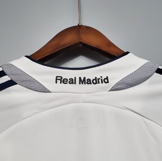 Retro 2006/2007 Real Madrid Home Long Sleeve Football Shirt Thai Quality