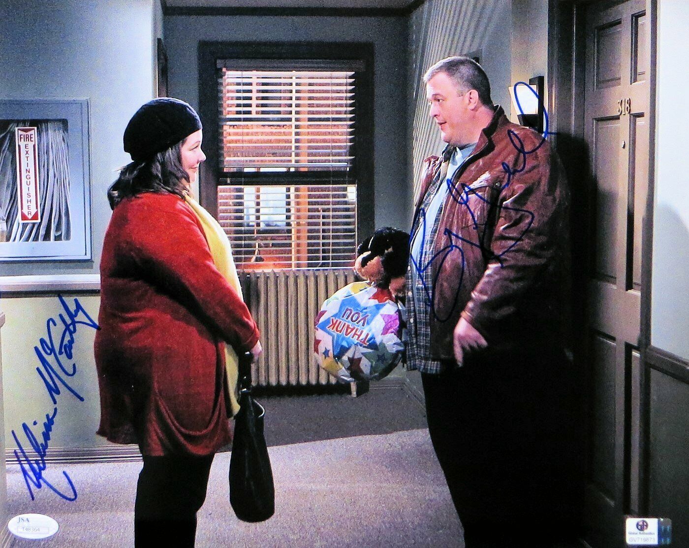 Melissa McCarthy Billy Gardell Dual Signed 11X14 Photo Poster painting Mike & Molly JSA T48364