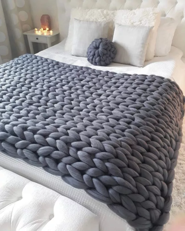 📣📣The must-have chunky knitted blanket for fall and winter