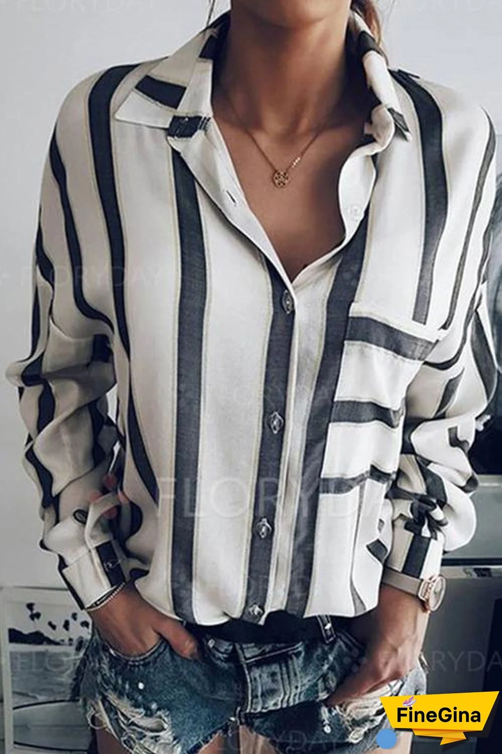 Striped loose shirt