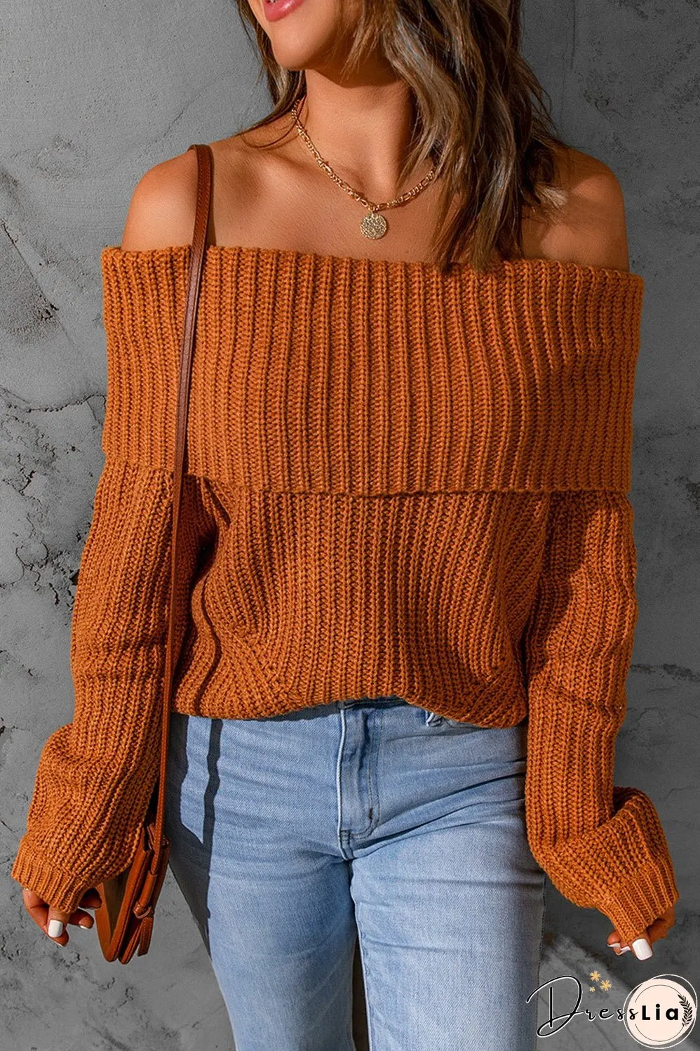 Trendy and Elegant winter garment