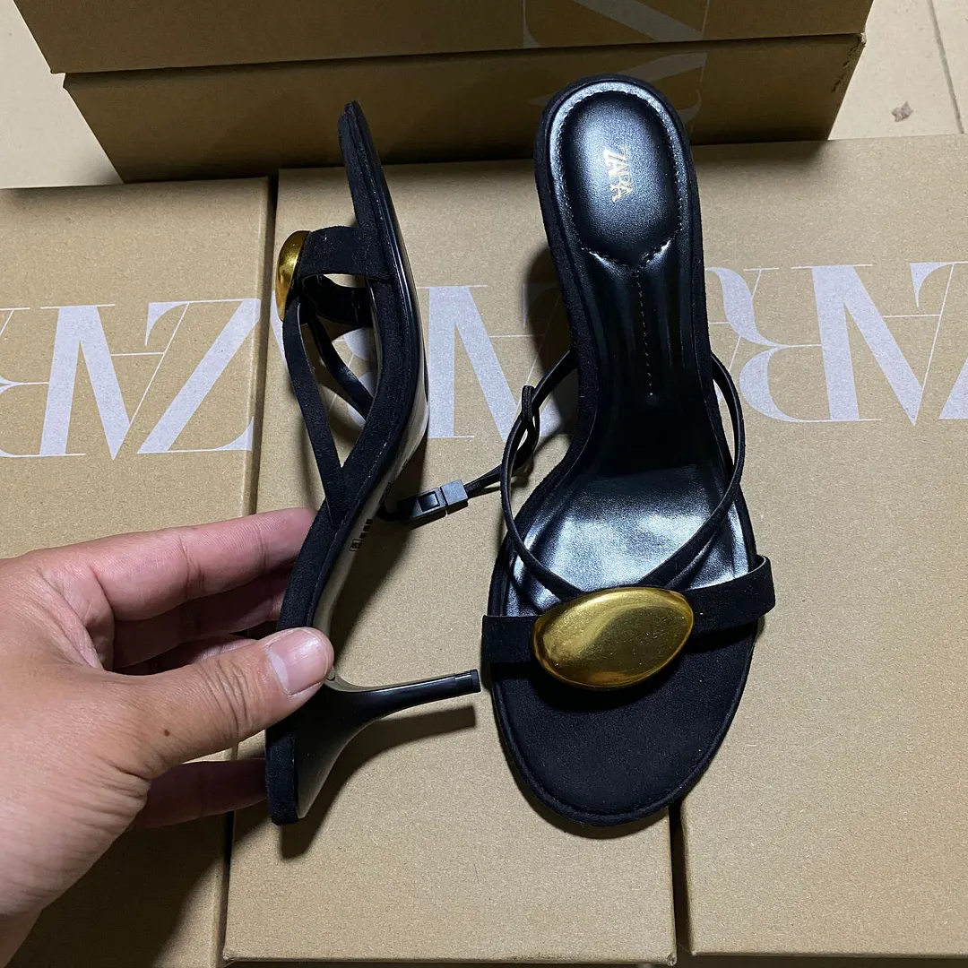 Breakj Breakj Spring New Women's Shoes Black Metal Details Decorating Round Head Fine High Heel Elegant Fashion Sandals