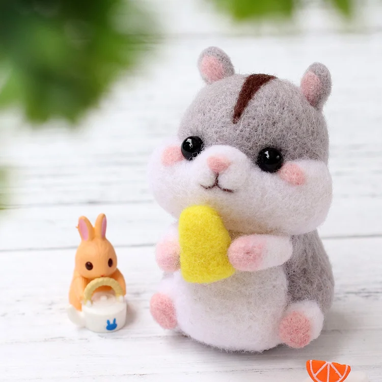 FeltingJoy - Hamster Needle Felting Kit - Cheese