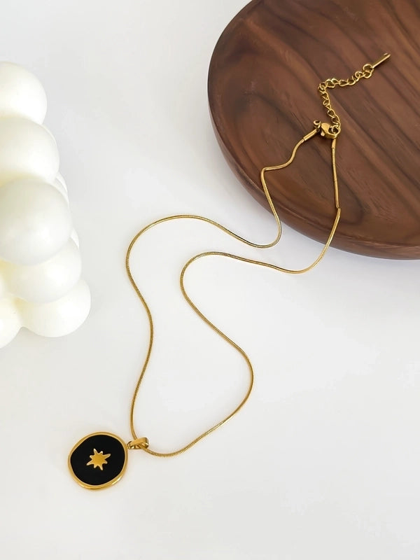 Nordic Style Retro Eight Awn Star Geometric 316L Stainless Steel  Rhinestones 18K Gold Plated Irregular Enamel Inlay Pendant Necklace