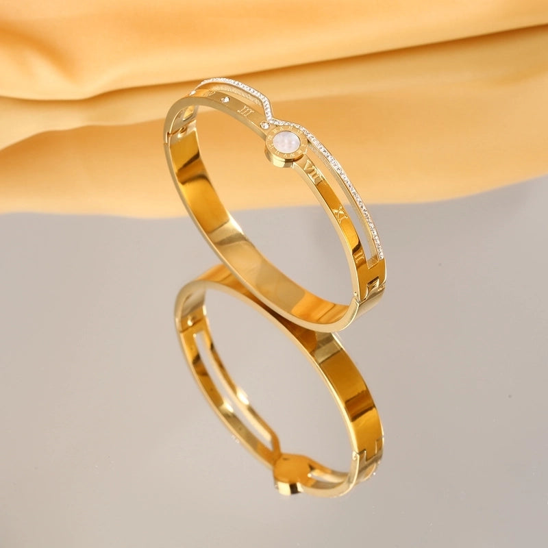 Casual Minimalist Round Heart Shape Butterfly Titanium Steel Zircon Bangle In Bulk