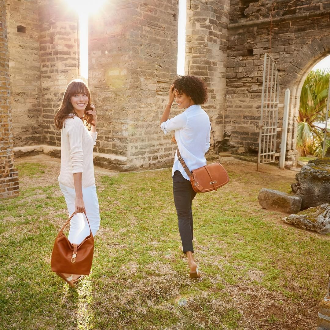 Pebble Leather Logo Lock Hobo(Buy 2 Free Shipping)