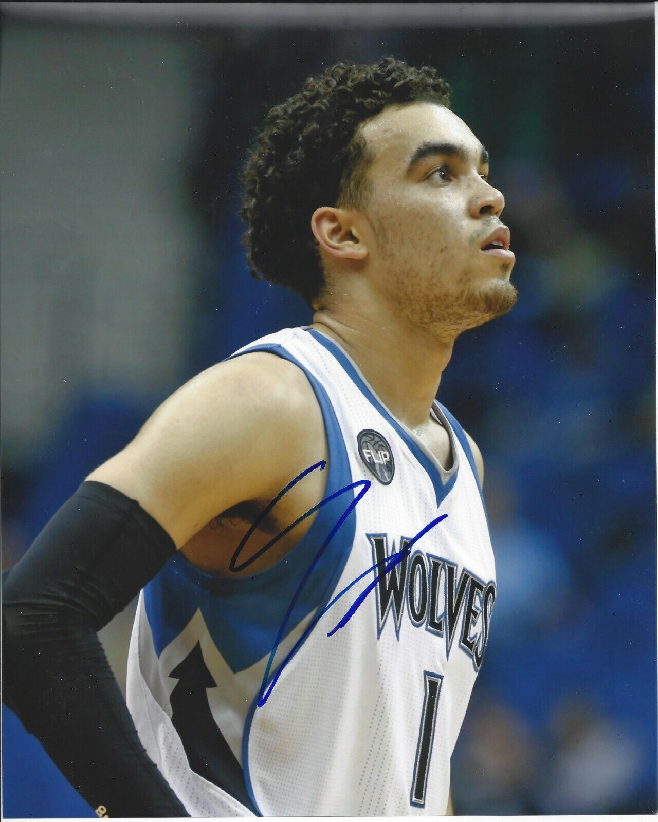 Tyus Jones Autographed 8x10 Minnesota Timber Wolves DukeA341