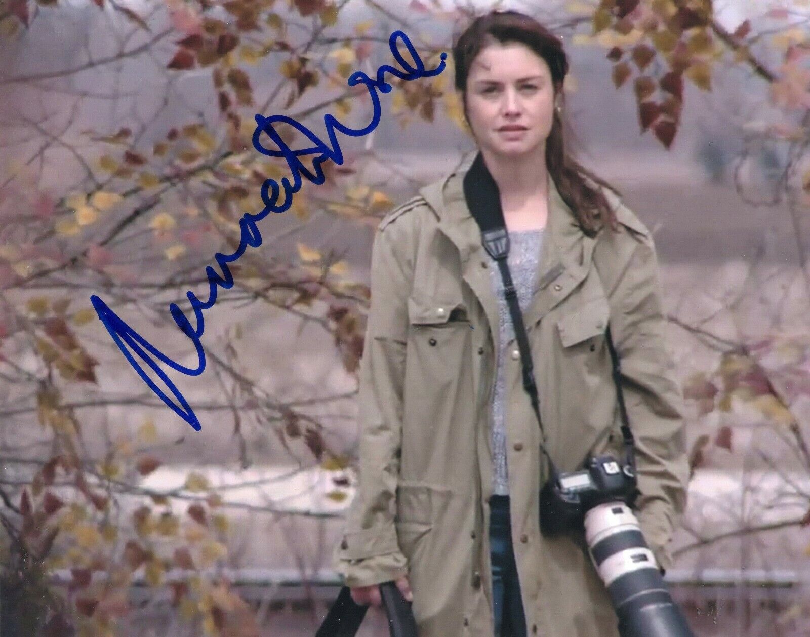 Hannah Ware Signed 8x10 Photo Poster painting w/COA Actress Emma Kane Boss Betrayal #2