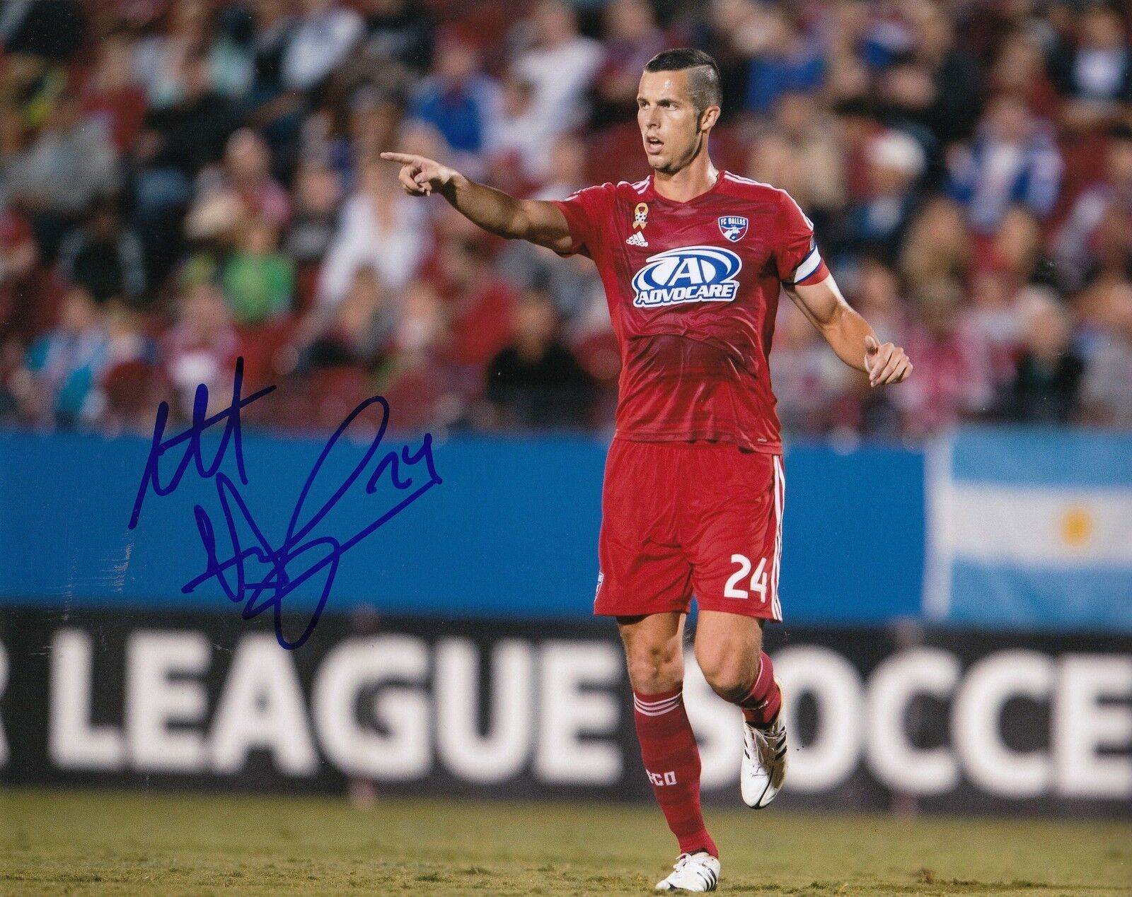 MATT HEDGES signed *FC DALLAS* MLS SOCCER 8X10 Photo Poster painting W/COA (TEAM USA) #2