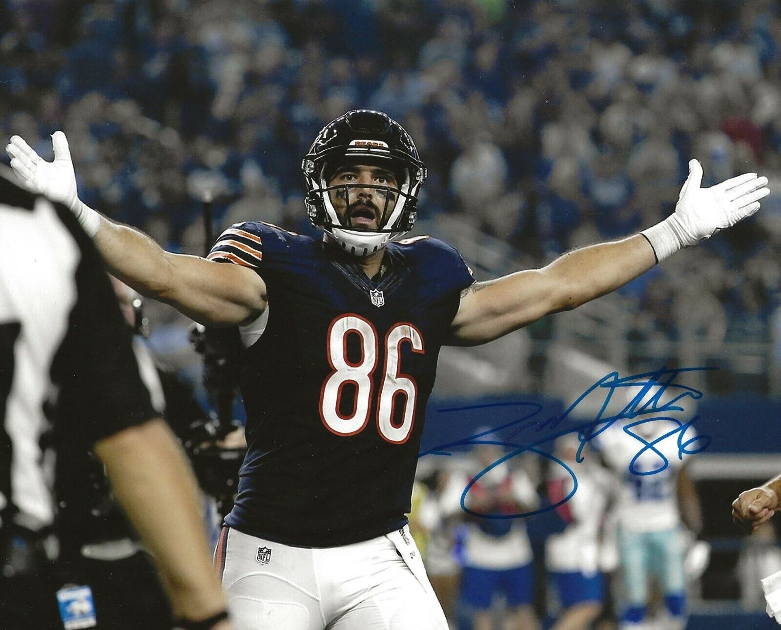 Zach Miller signed Chicago Bears 8x10 Photo Poster painting autographed