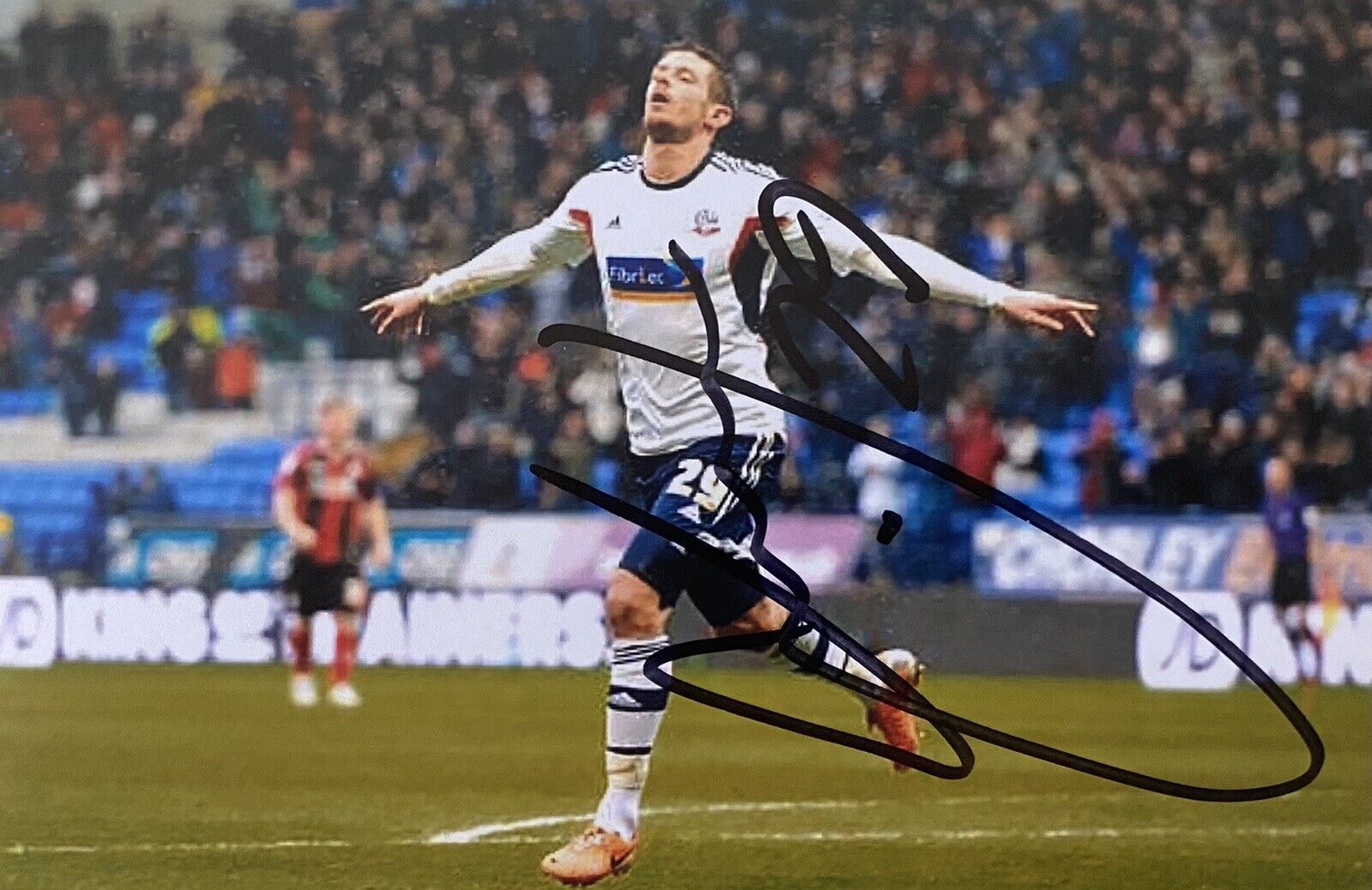 Lukas Jutkiewicz Genuine Hand Signed Bolton Wanderers 6X4 Photo Poster painting