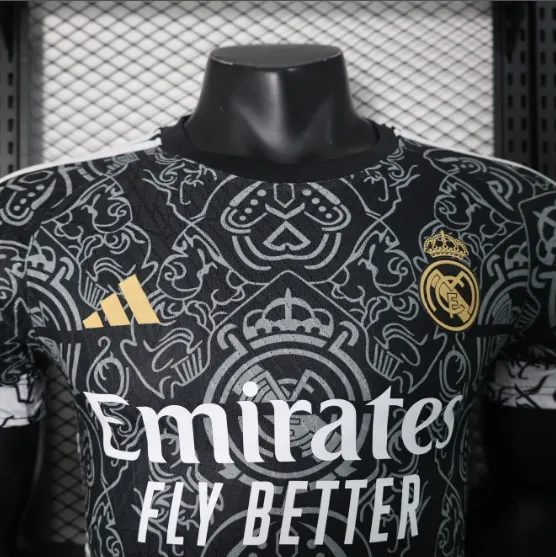 24/25 Real Madrid Special Edition Black Player Version Football T-Shirt Thai Quality