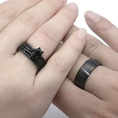 'Black Lightning' Rings