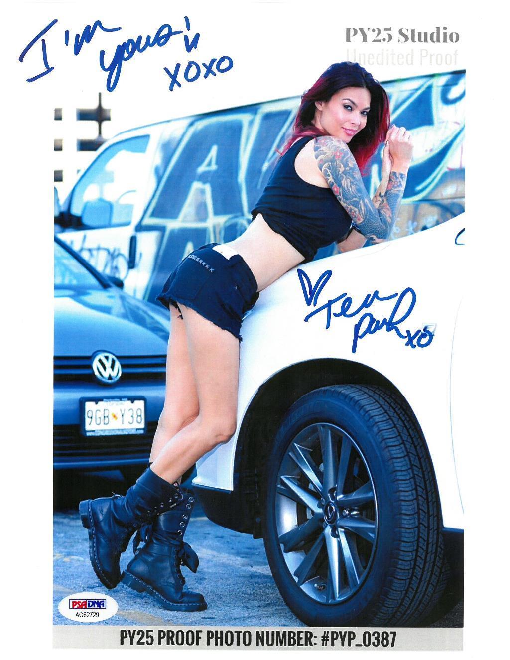 Tera Patrick Signed Autographed 8.5x11 Photo Poster painting w/Black Shorts PSA/DNA #AC62729