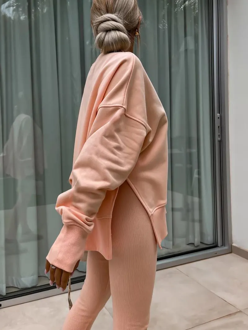 Oversize Two-Piece Set Women's Split Hem Sweatshirt & Skinny Pants, Casual Fashion Cozy Round Neck Long Sleeve Pullover Women's Clothing for Fall & Basic Winter Suits Womenswear Gamis