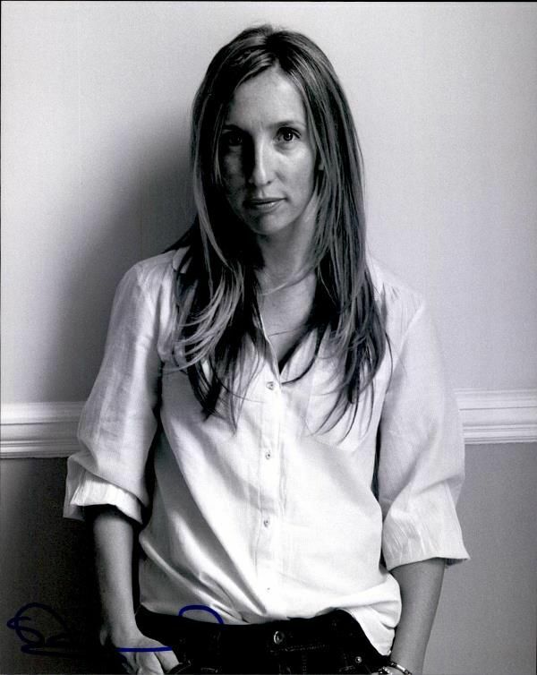 Sam Taylor Johnson authentic signed celebrity 8x10 Photo Poster painting |CERT Autographed 2616b