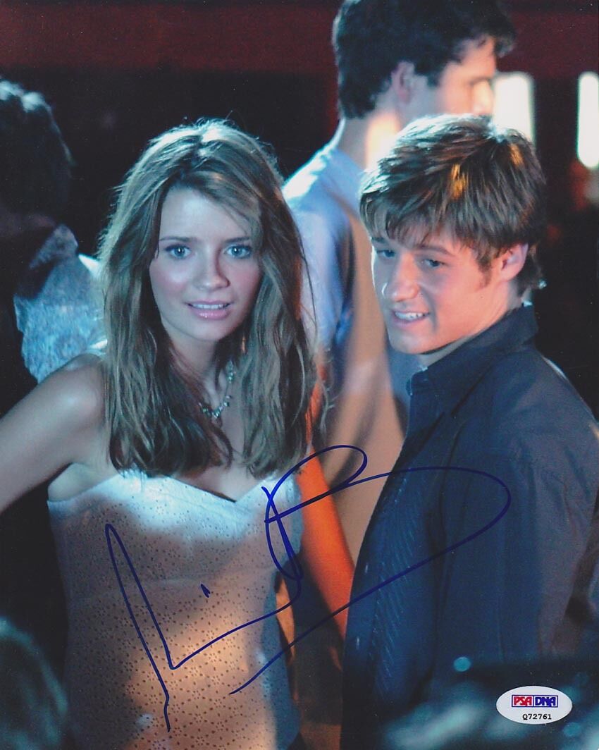 Mischa Barton SIGNED 8x10 Photo Poster painting Beverly Hills 90210 PSA/DNA AUTOGRAPHED