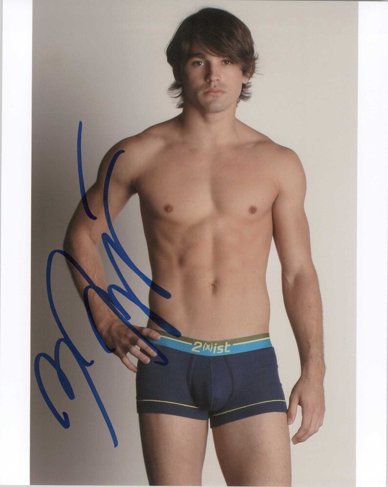 Justin Gaston Signed Autographed Glossy 8x10 Photo Poster painting - COA Matching Holograms