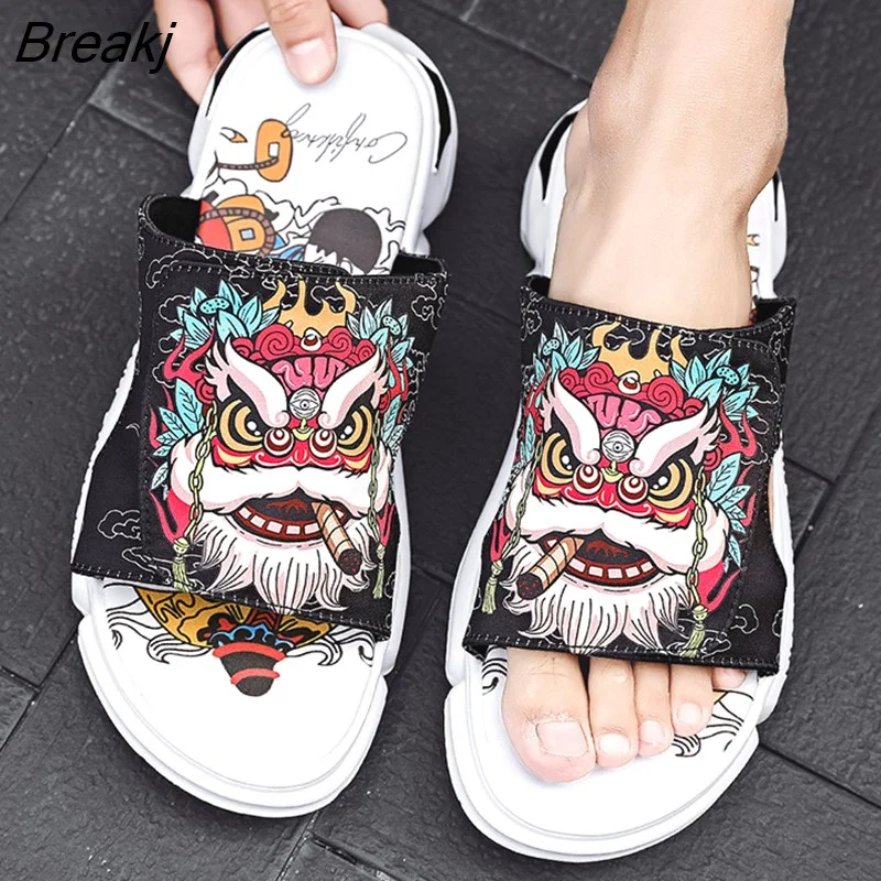 Breakj Men's Slippers Non-slip Wear-resistant Beach Shoes Personalized Embroidery Fashion Men Slippers Outdoor Leisure Sandals