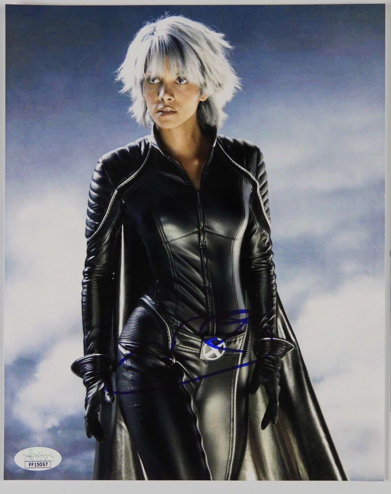Halle Berry X Men Storm JSA Autograph Signed Photo Poster painting 8 x 10