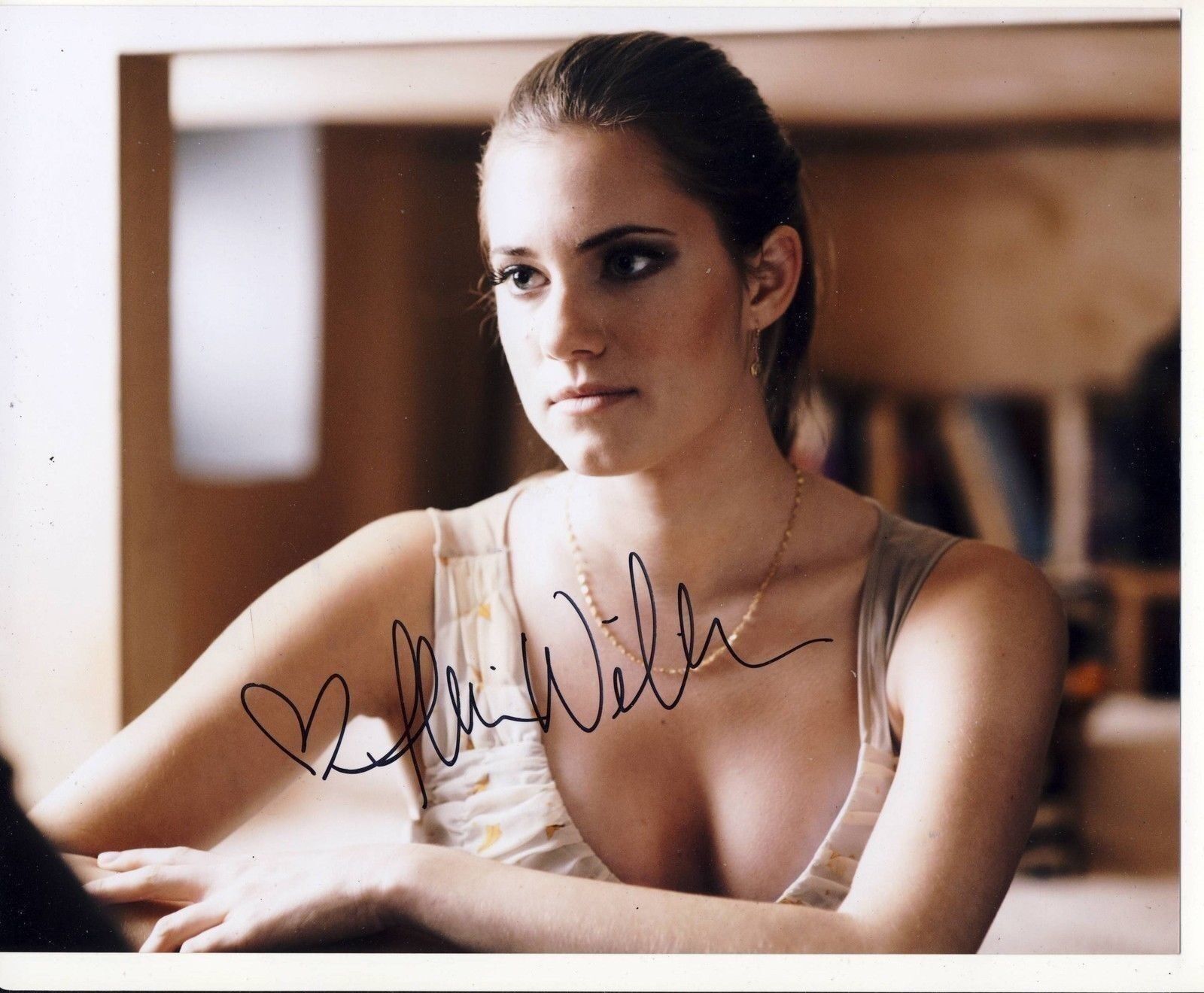 Allison Williams Autograph GIRLS Signed 8x10 Photo Poster painting AFTAL [4660]