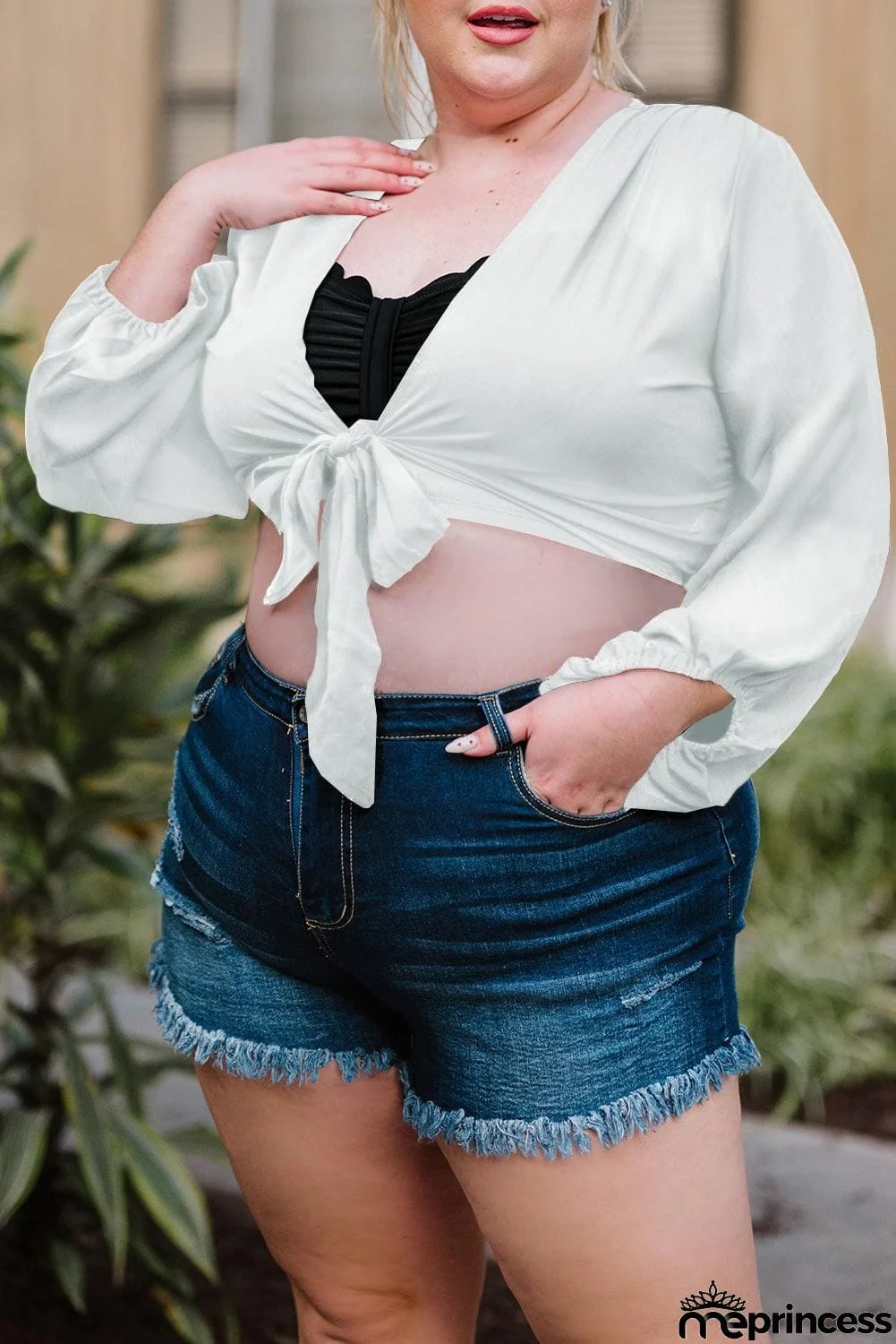 Plus Size Tie Front Crop Top
