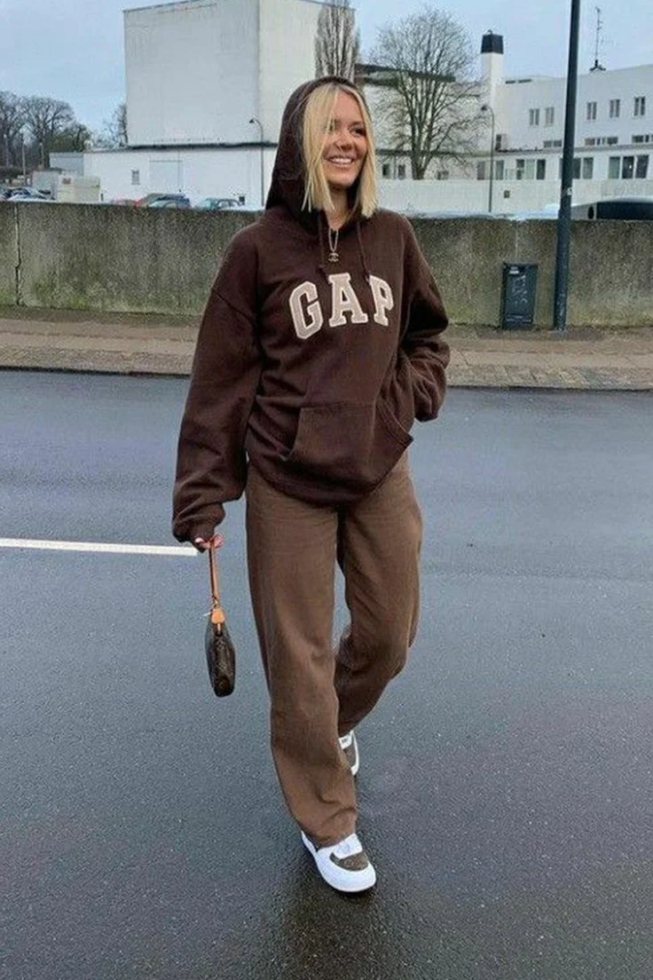 Gap hoodie outfit sale