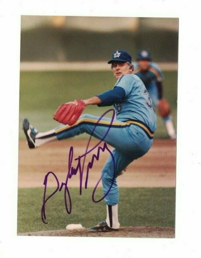 Gaylord Perry Seattle Mariners Signed Original 3x5 Baseball Photo Poster painting W/Our COA