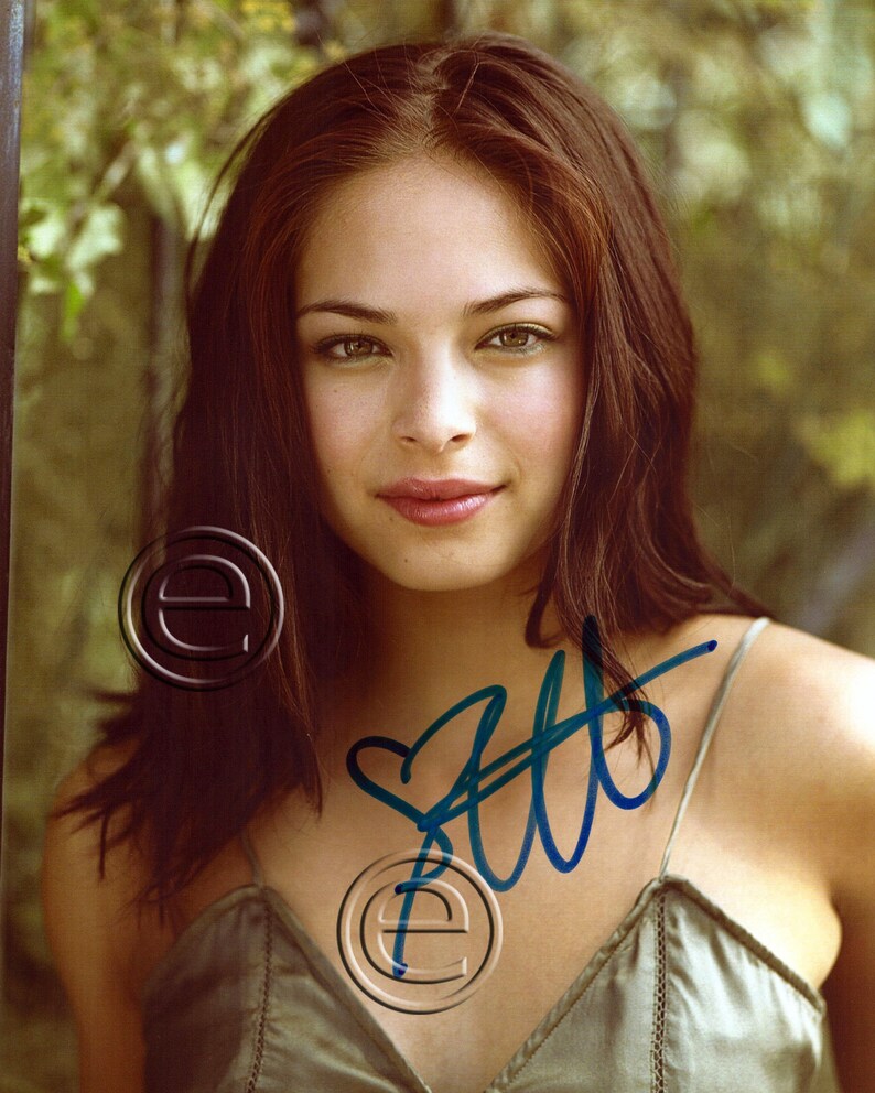 Kristin Kreuk Autographed Signed Photo Poster painting 8 x 10 print Photo Poster painting picture poster wall art autograph