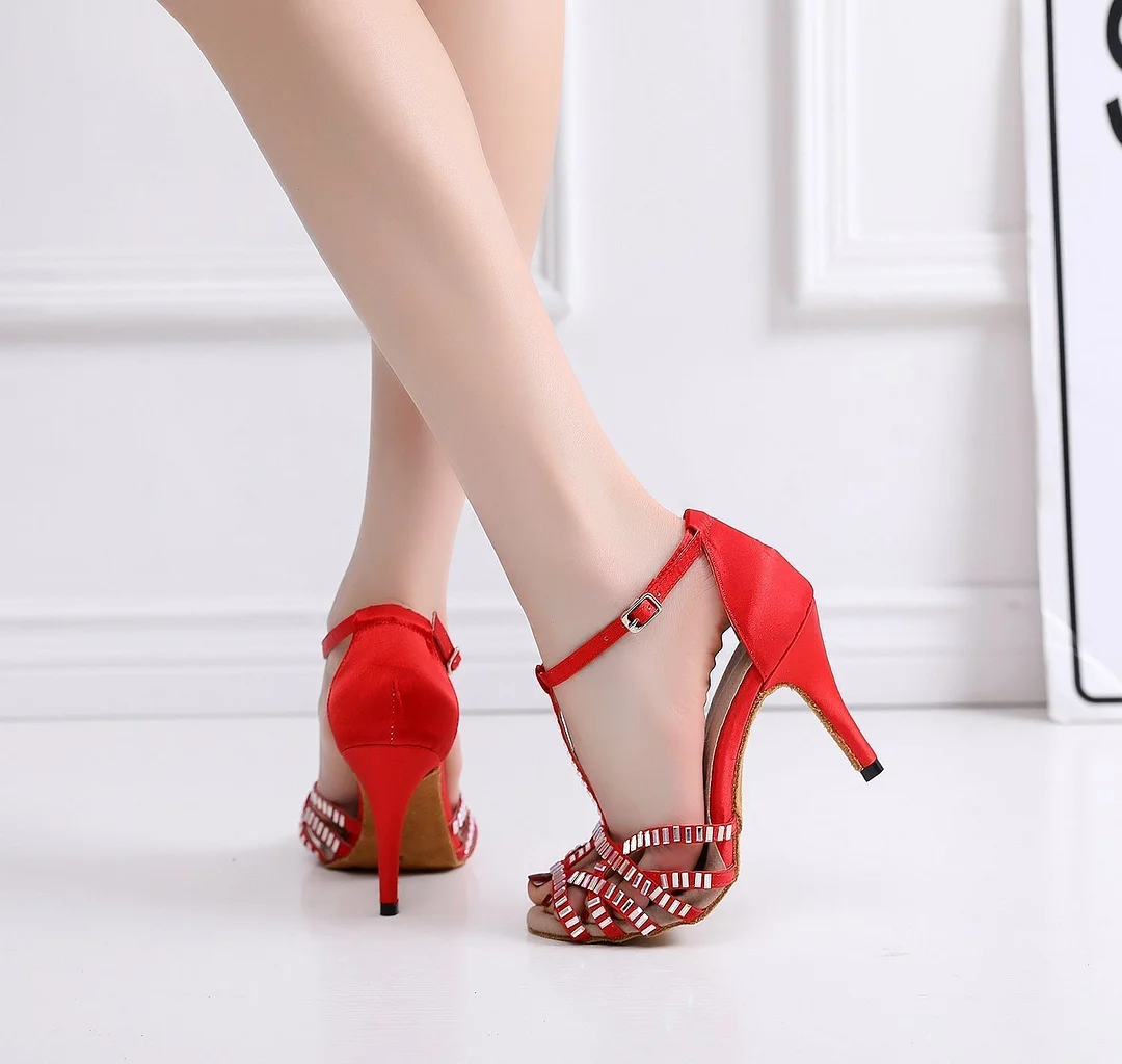 Venichic Elegant Heels for Every Occasion: Discover Stylish High Heels, Pumps & Stilettos for Women