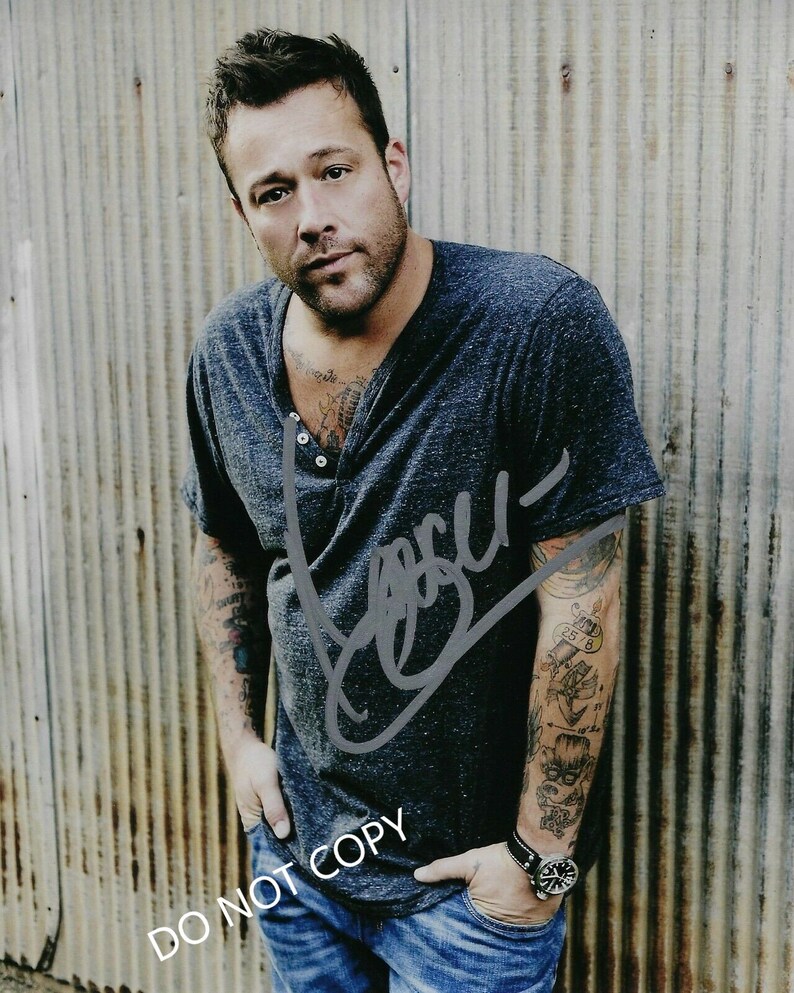 No Stranger to Shame UNCLE KRACKER 8 x10 20x25 cm Autographed Hand Signed Photo Poster painting