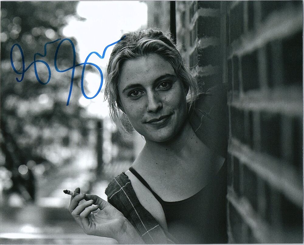 GRETA GERWIG Signed Autographed 20TH CENTURY WOMEN 8X10 Photo Poster painting A