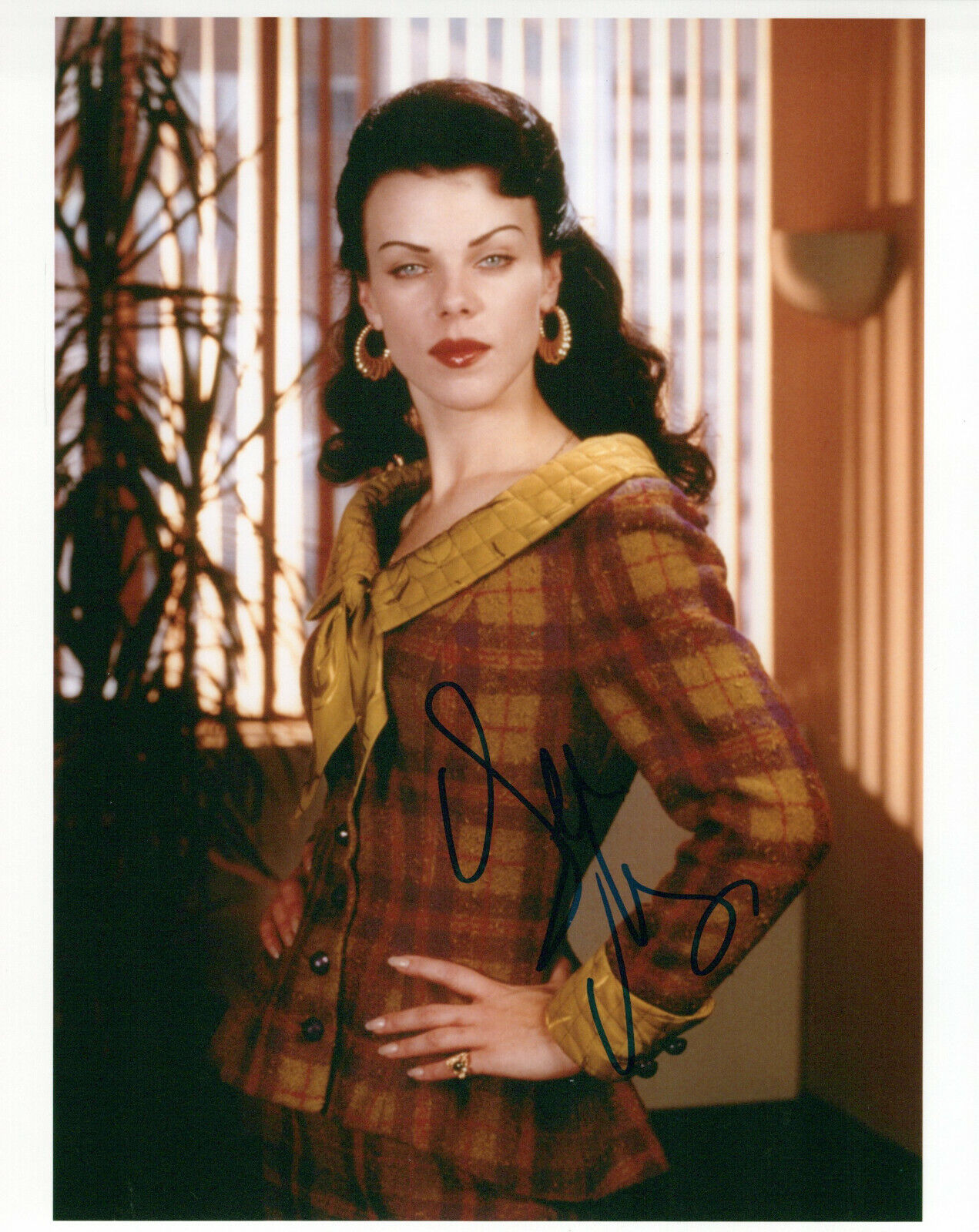 Debi Mazar glamour shot autographed Photo Poster painting signed 8x10 #4